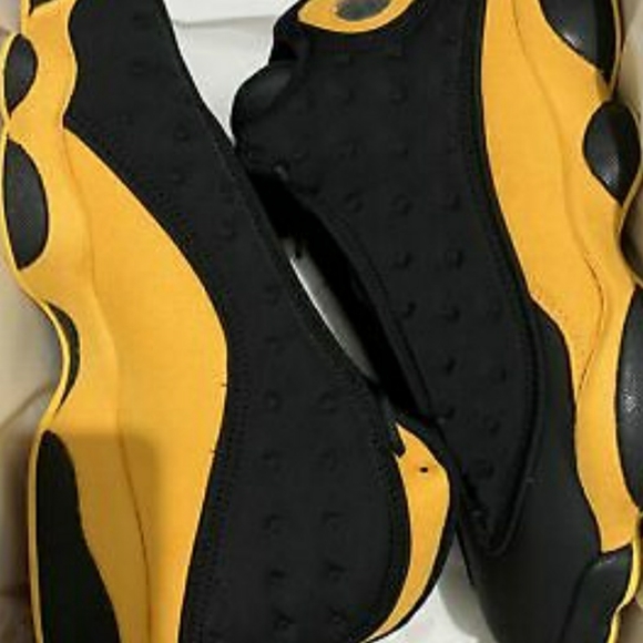 Shoes - Picture 2 of 2